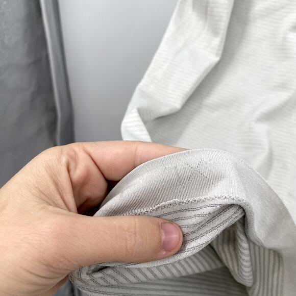 Lululemon gray white mens short sleeve tee - Picture 7 of 7